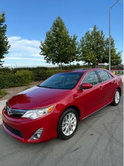 2013 Toyota Camry Hybrid XLE
