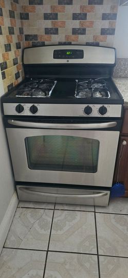 Gas stove
