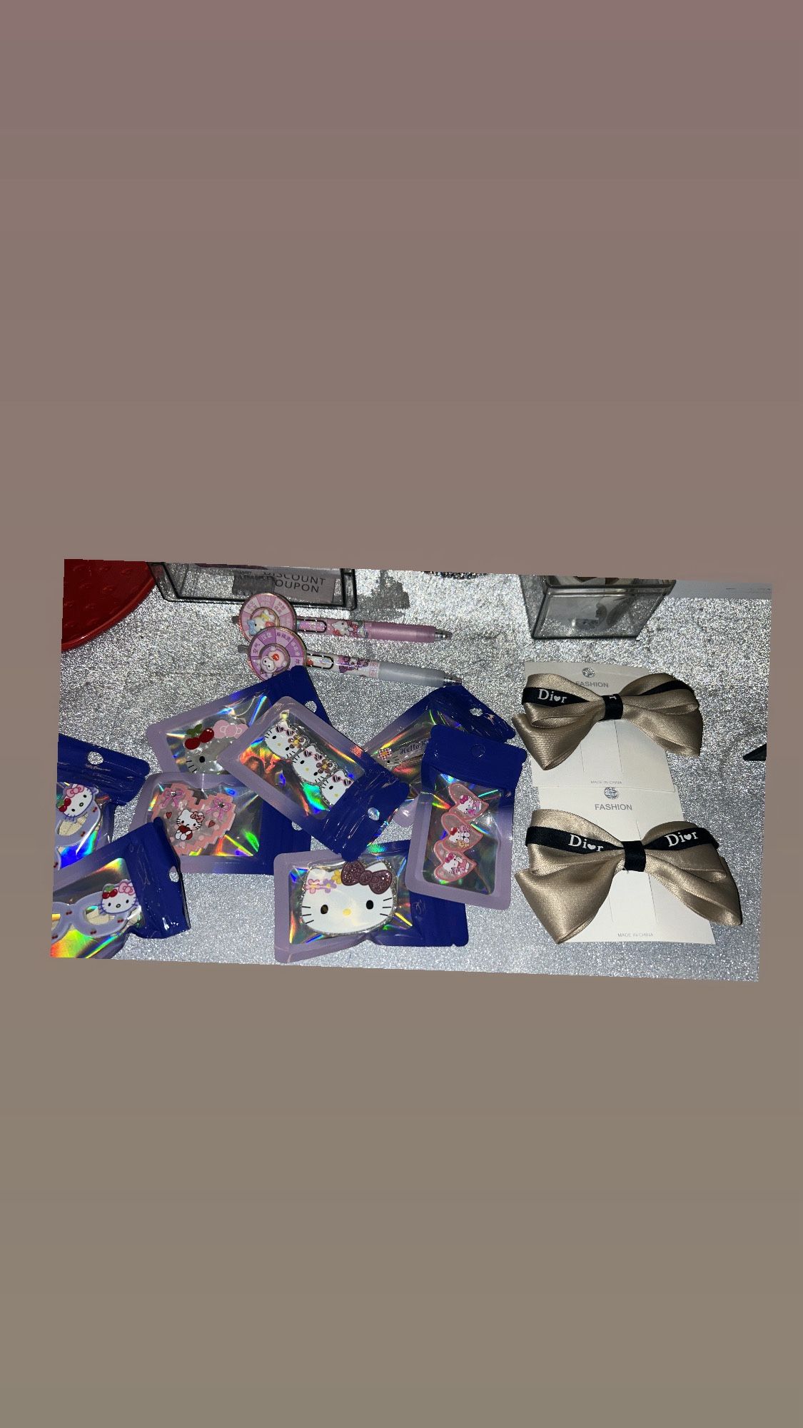 Hair Clips Hello Kitty Two Bows Two Pens 