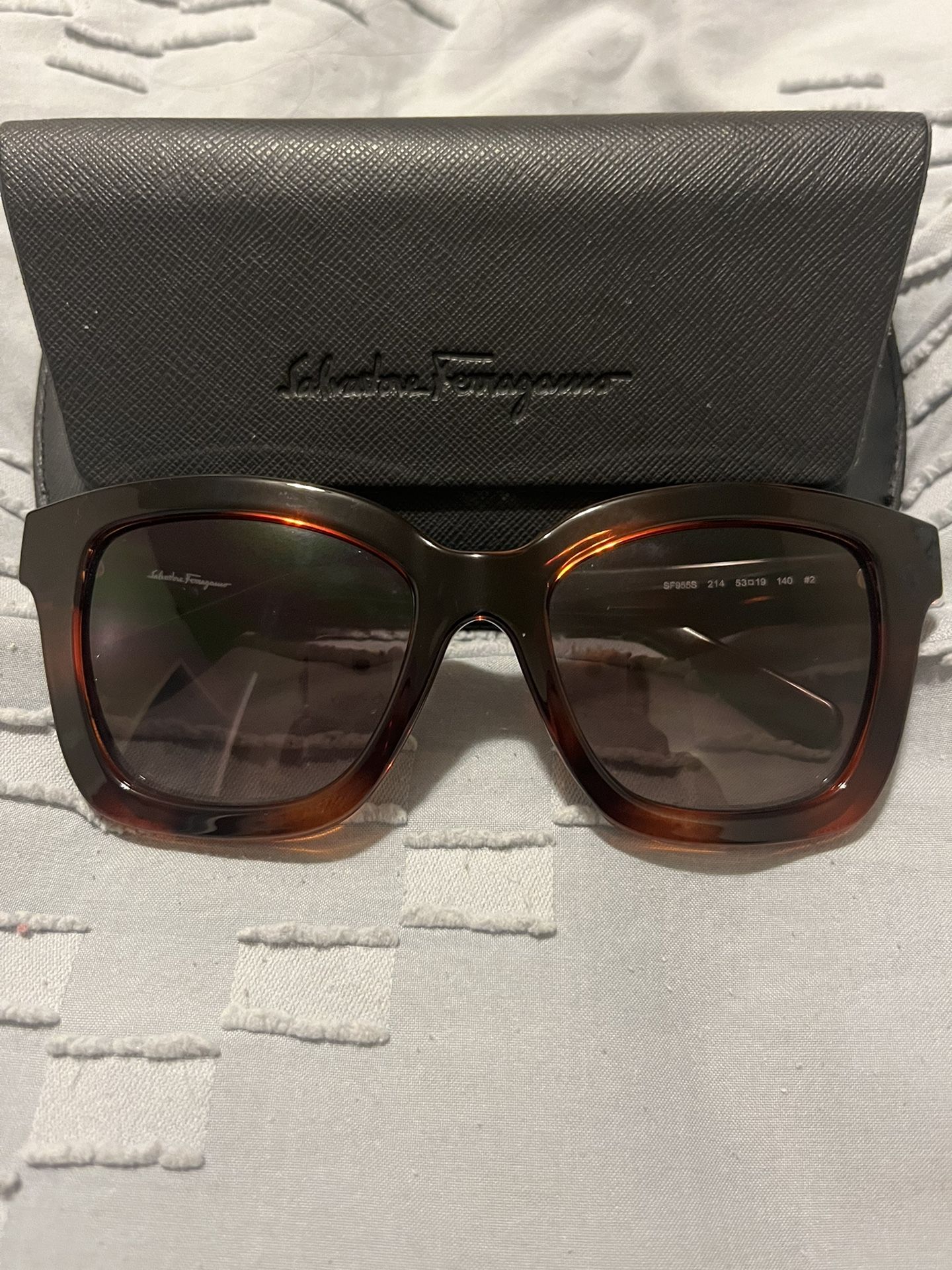 Authentic Woman’s Ferragamo Sunglasses 