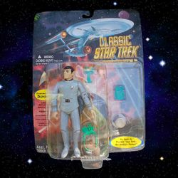 1995 Classic Star Trek Commander Spock 5" Action Figure Playmates  w Accessories
