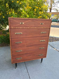 Vintage Lane dresser ( can deliver for $10 )