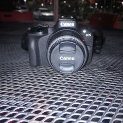 Canon EOS R100L