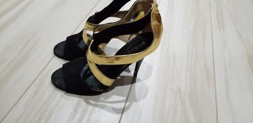 Woman shoes size 8 1/2