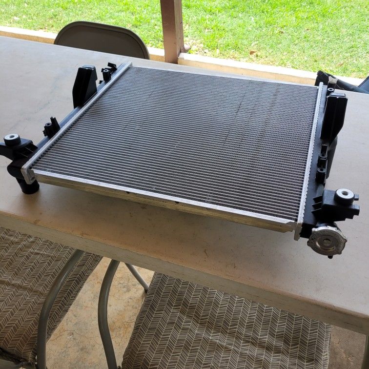 Brand New Murray Radiator Jeep Wrangler