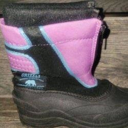 Snow Boots Size 13