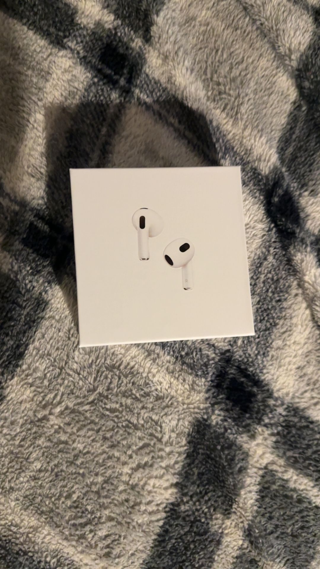 AirPods (3rd Generation)