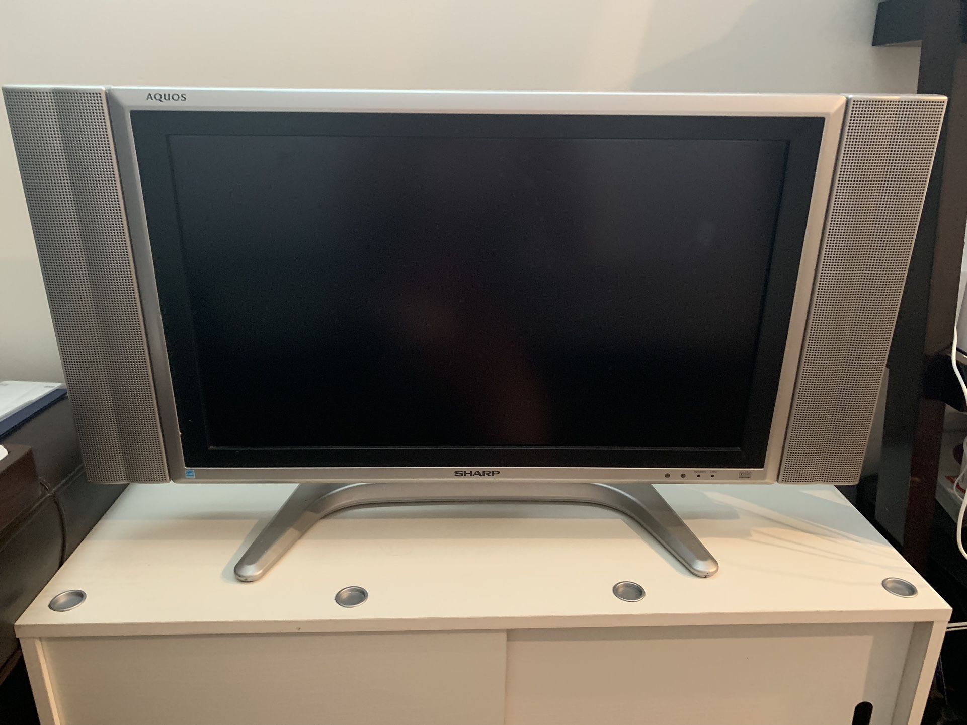 Sharp Aquos Liquid Crystal TV Model LC-26GA5U