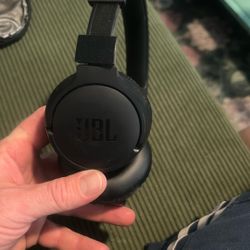 JBL Wireless Headphones 