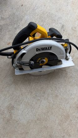 Dewalt saw