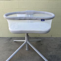 Halo Bassinest Swivel Sleeper 3.0