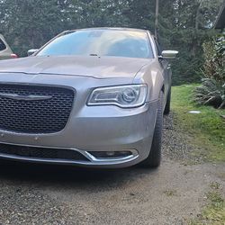 2018 Chrysler 300