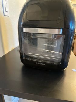 Chefman 10-liter multi-functional air fryer and rotisserie oven, 17 preset options