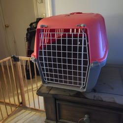 New Pet Transport Kennel 26x14x14