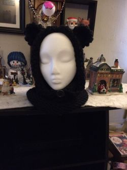 Hooded bear cowl