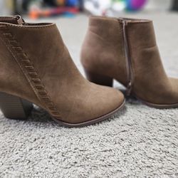 Women Boots, 7  1/2