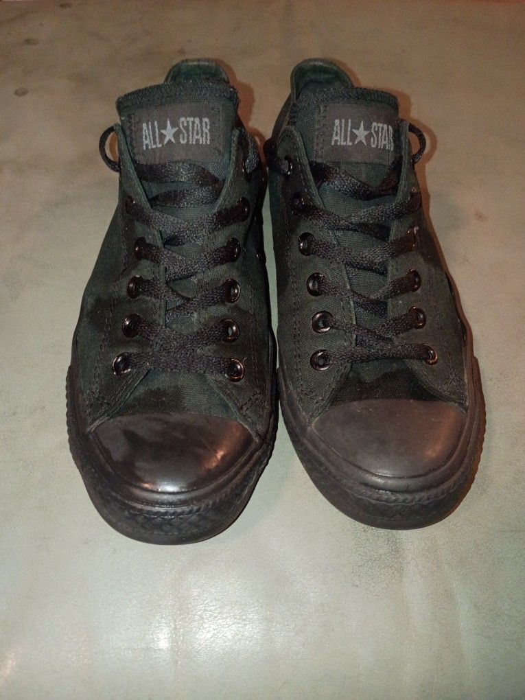 Converse Black Size 9