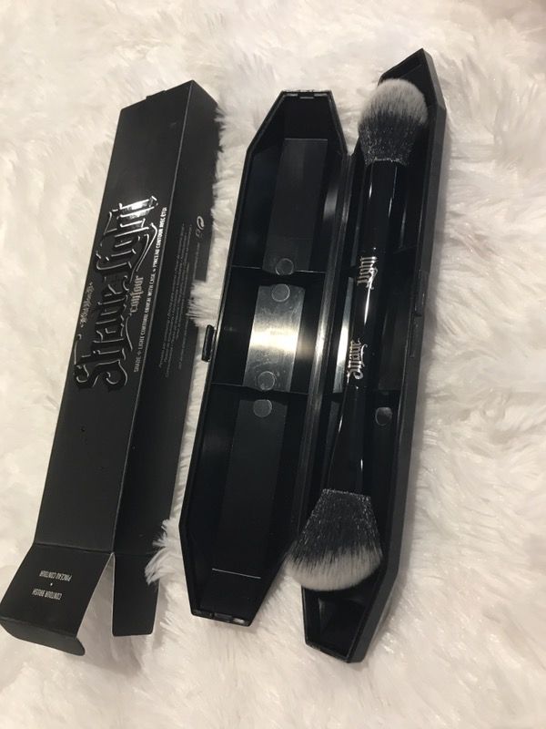 KAT VON D SHADE & LIGHT CONTOUR BRUSHES