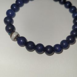 https://offerup.com/redirect/?o=RGsuQmx1ZQ== Beaded BRACELET