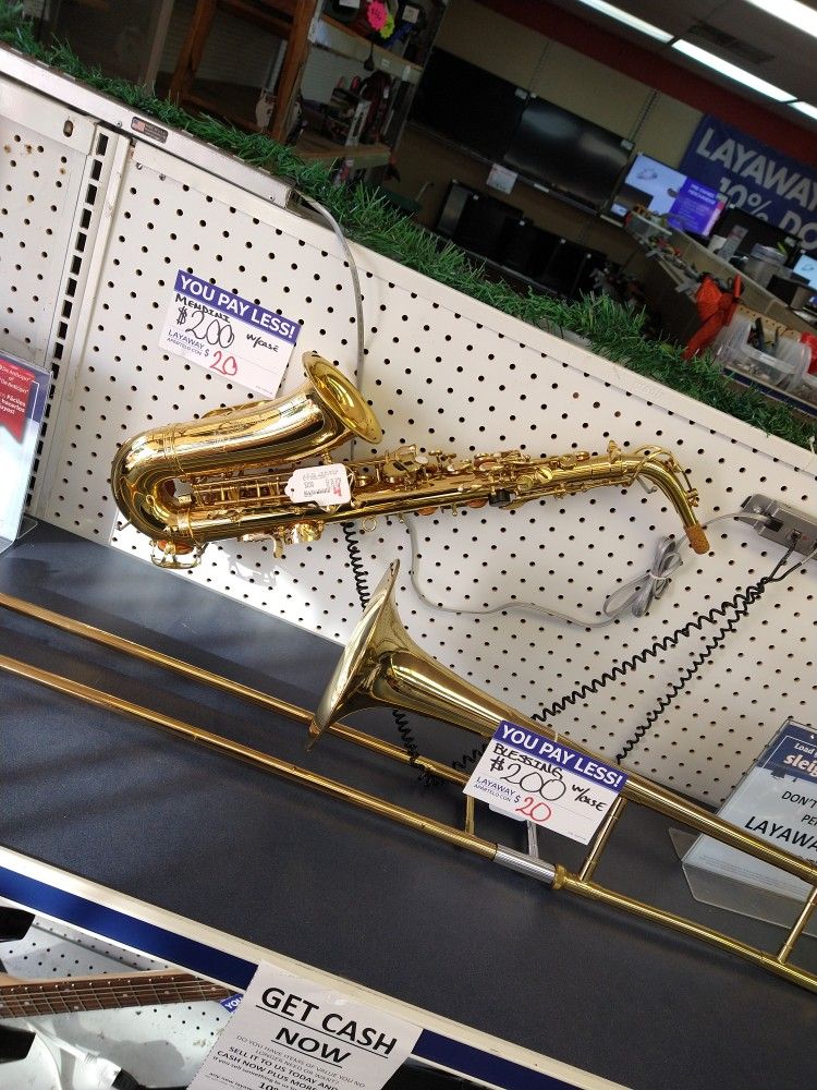 Mendini Saxophone