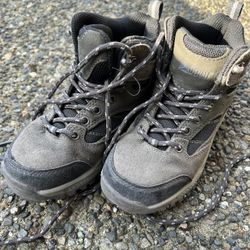 Kids Denali Hiking Outdoor Boots Size 13