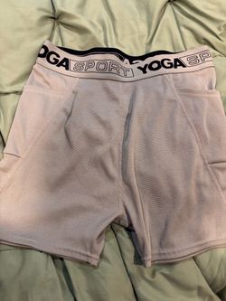 Large yoga shorts $5