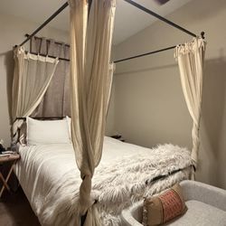 Canopy Bed Frame - Queen