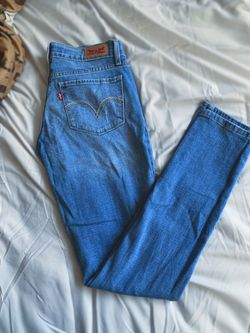 Levi’s Skinny Jeans Style 524