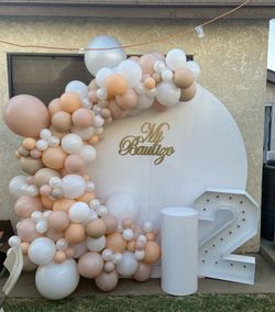Circle Backdrop 