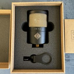 Soyuz 1973 Microphone 