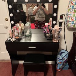 makeup vanity desk 