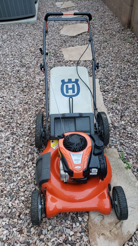 HUSQVARNA LAWN MOWER 550EX for Sale in Avondale, AZ OfferUp