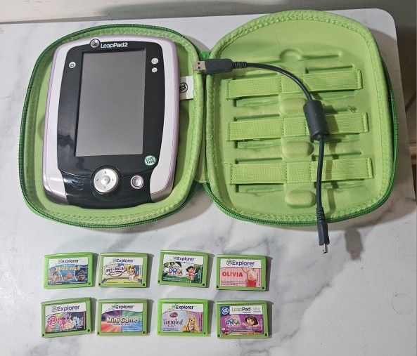 LeapFrog LeapPad2 Kids' Learning Tablet with case, charging wire and 8 games