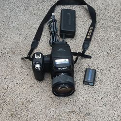 Sony Cyber-shot Dsc -r1 Digital Camera 10*3 Mp