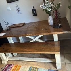 NICE FARMHOUSE DINING TABLE.