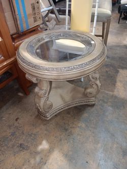 Glass table small round