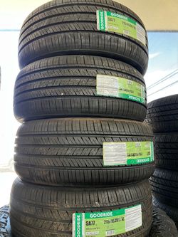 ✔️📲215/45/17 vendo set de llantas nuevas Goodride