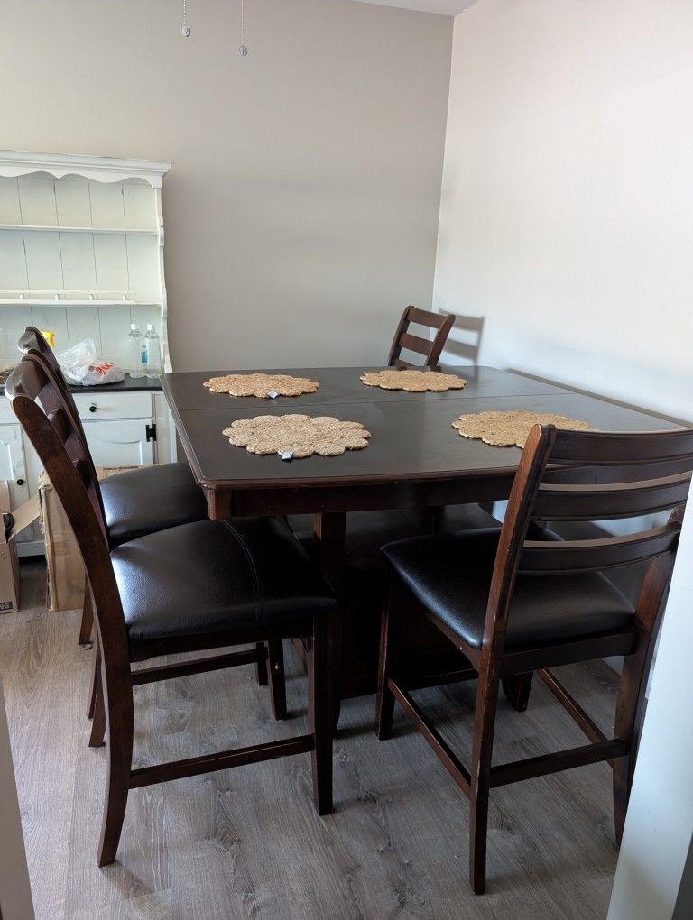 Wood dining room table