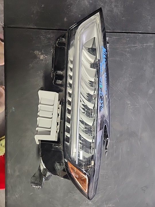 Nissan Maxima Driver Left Side Headlight 2019 2020 2021 2022 2023 Part $390