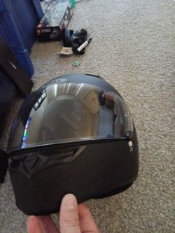 Bell Motorcycle Helmet w/carry bag