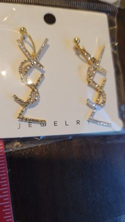 YSL YVES SAINT LAURENT LARGE GOLD TONE  EARRING