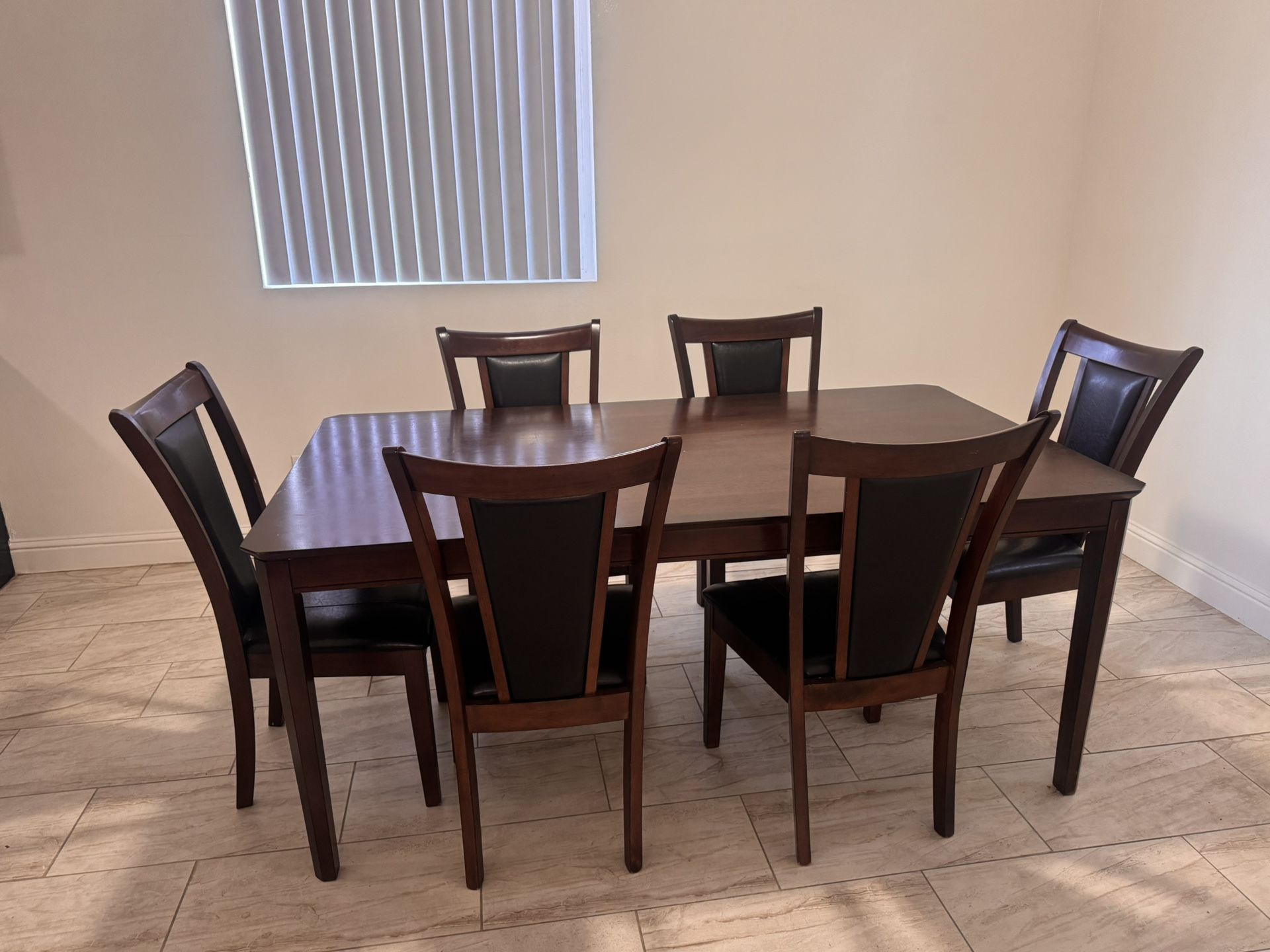Dining Room Table Set