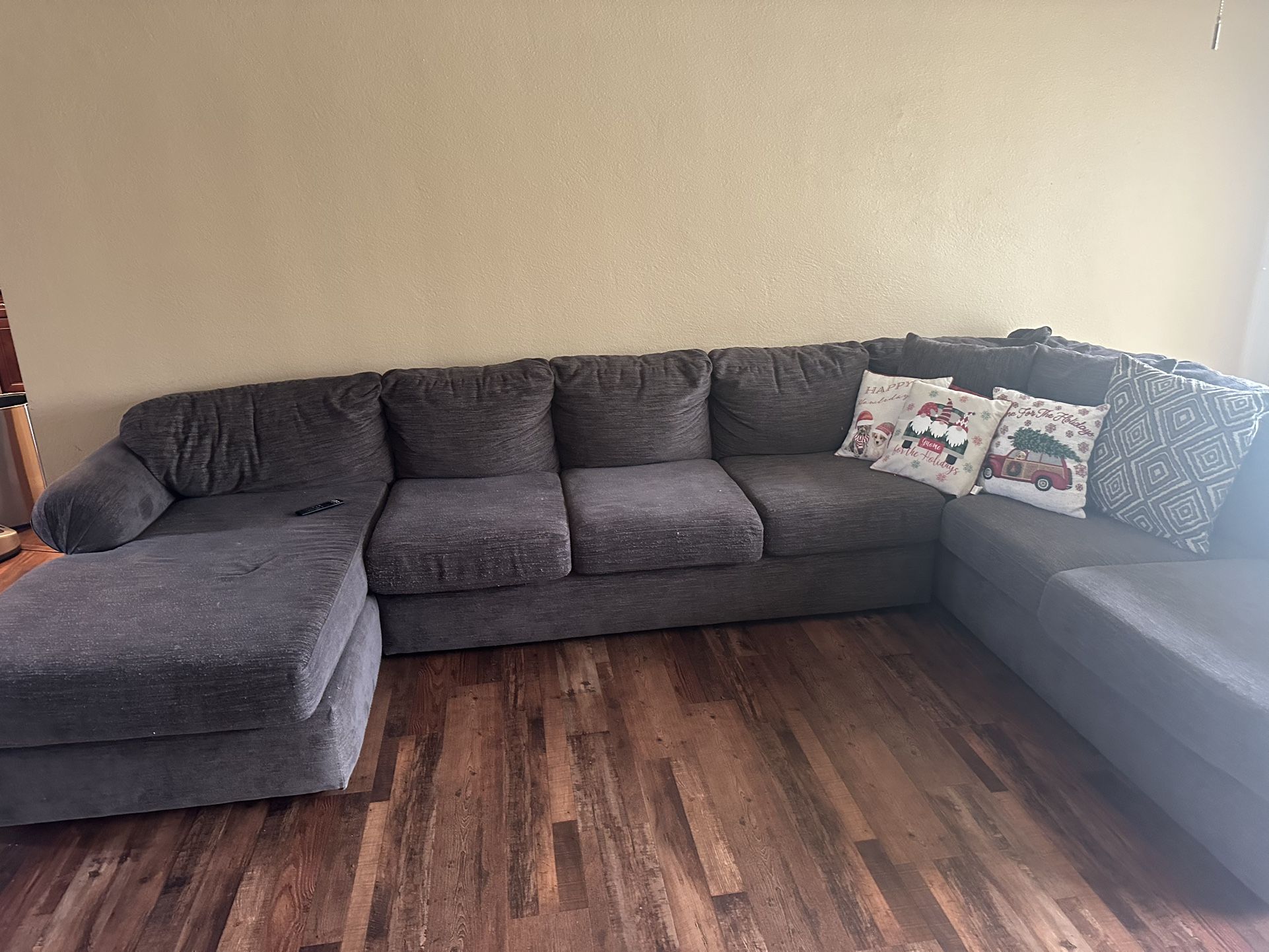 Large Sectional With Ottoman. 