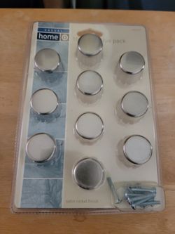 CASUAL HOME CABINET AND DRAWER KNOBS (New)