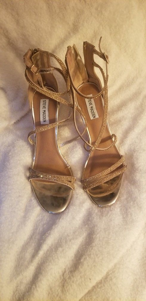 Steve Madden Gold Hills $10 8 1/2