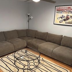Large Couch (perfect condition)