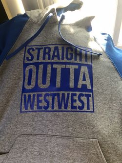 Got a sweater for sale 30$