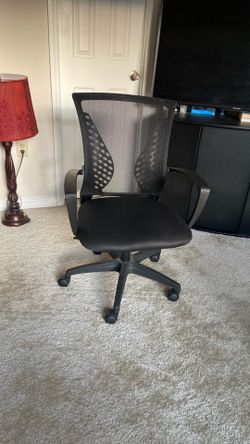 Black Mesh Office Chair – Swivel & Rolling Base