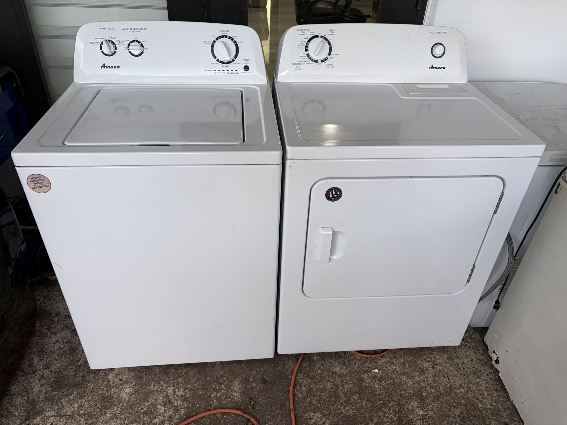 AMANA WASHER AND DRYER SET