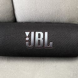 JBL FLIP 6 Portable Bluetooth Wireless Speaker